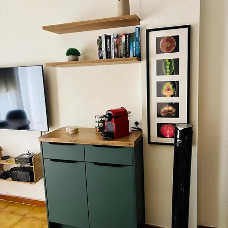 Apartman Summer Home: Sun And In A Prime Location *