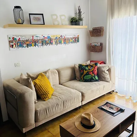 Apartman Summer Home: Sun And In A Prime Location Arona