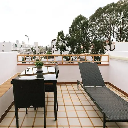 Summer Home: Sun And In A Prime Location * Arona