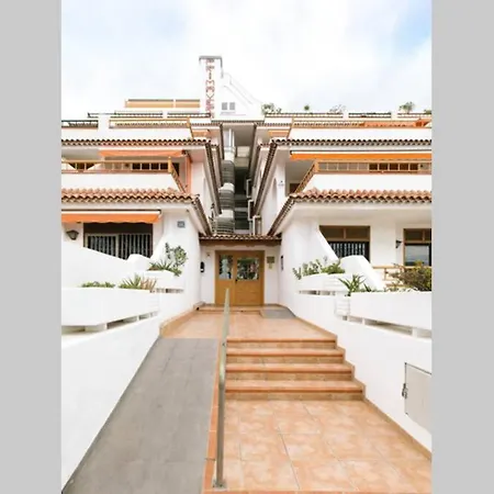Summer Home: Sun And In A Prime Location Апартаменты *