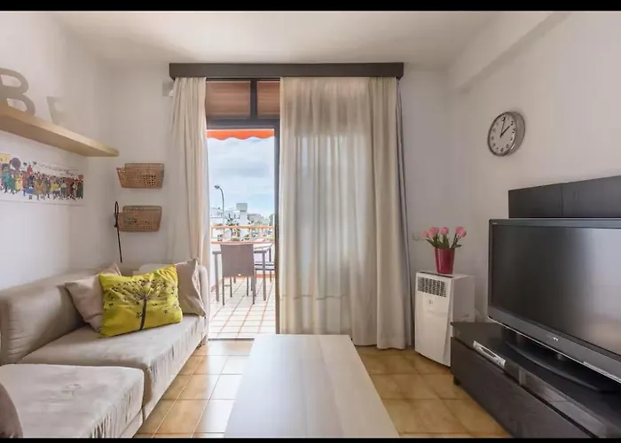 Apartman Summer Home: Sun And In A Prime Location *