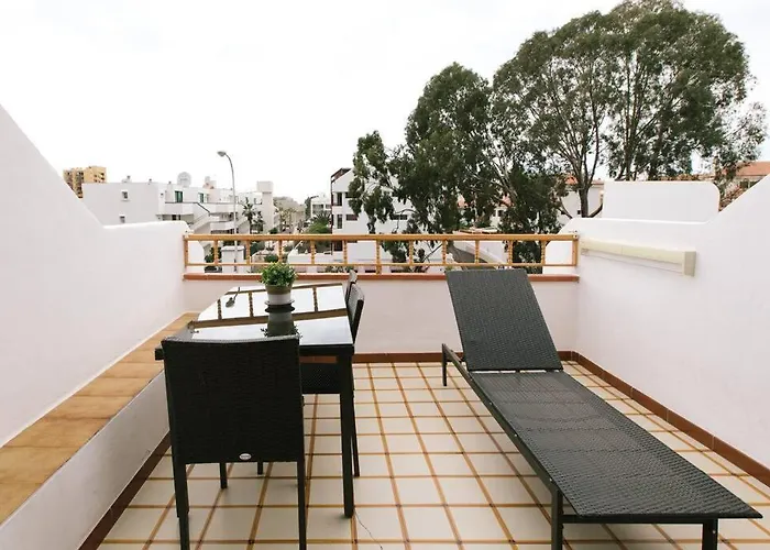 Summer Home: Sun And In A Prime Location * Arona